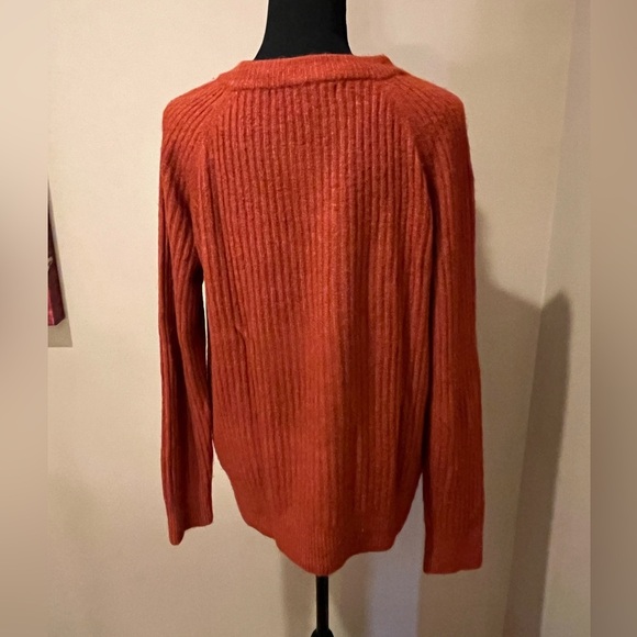Vero Moda Womens Burnt Orange Leroya Crew Neck Pullover Sweater, size Medium - Picture 2 of 4